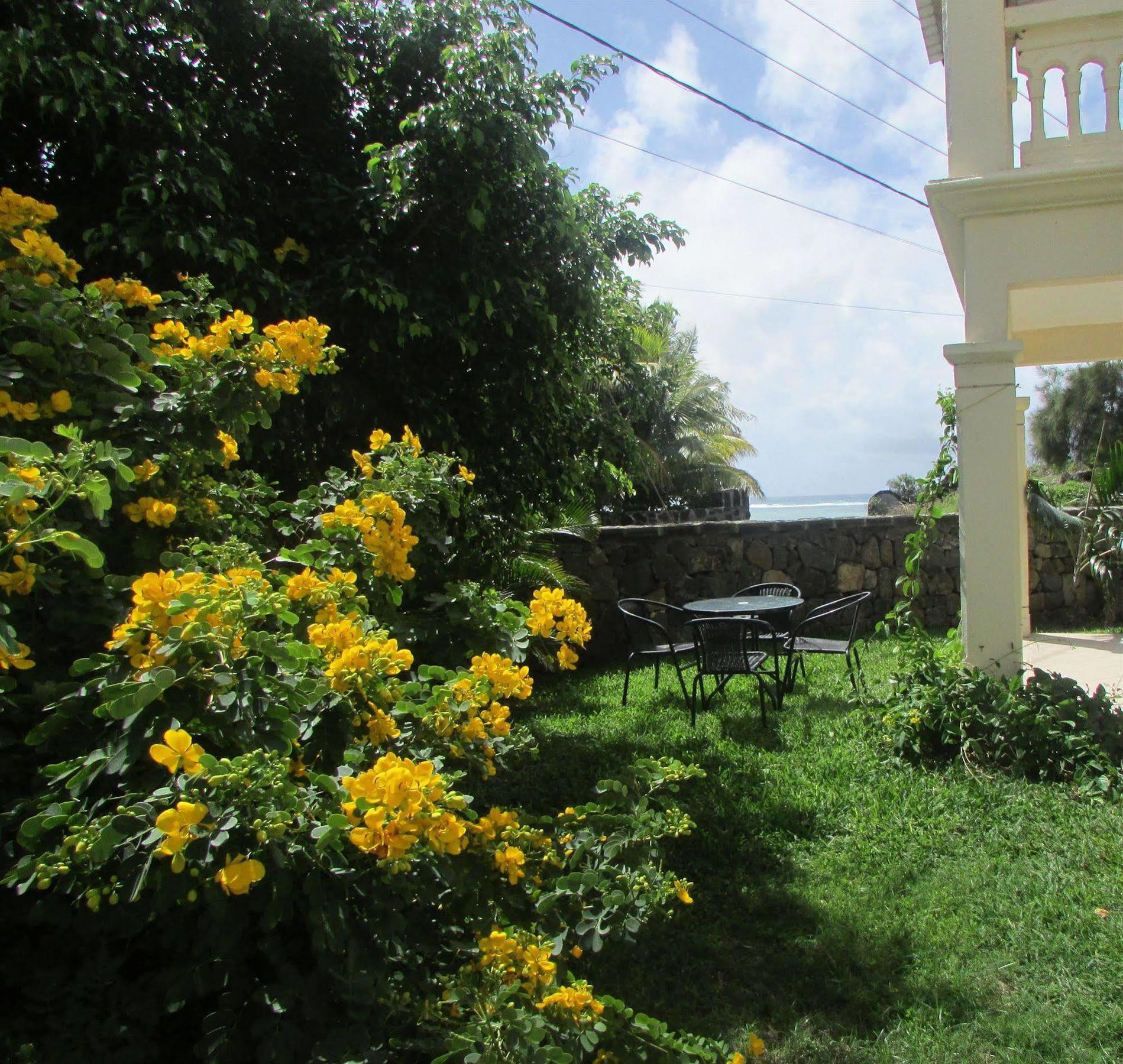 Golden Rod Villa Belle Mare Exterior photo