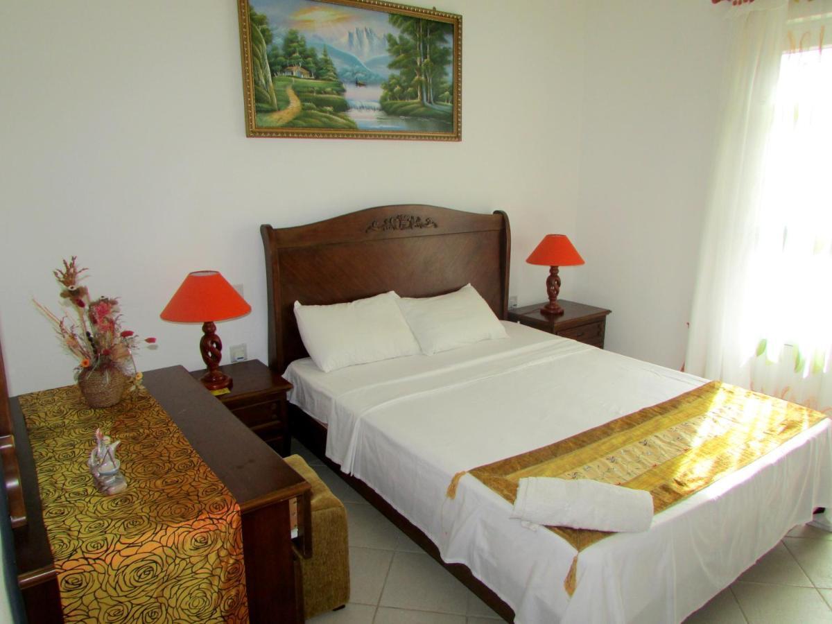 Golden Rod Villa Belle Mare Exterior photo